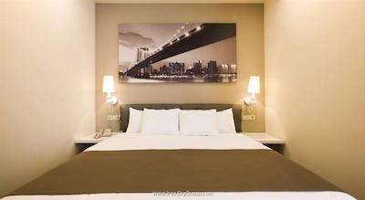 اپرا سوئیت هتل