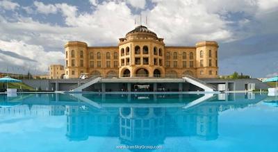 لاتار هتل کمپلکس