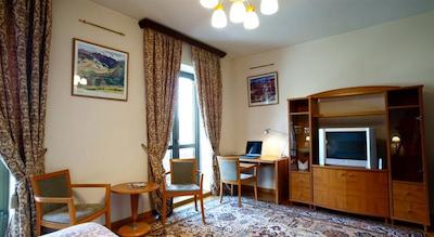 لاتار هتل کمپلکس