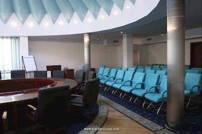 لاتار هتل کمپلکس