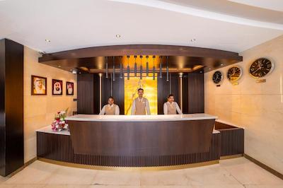 لندمارک گرند دیره