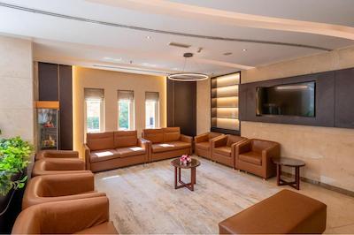 لندمارک گرند دیره