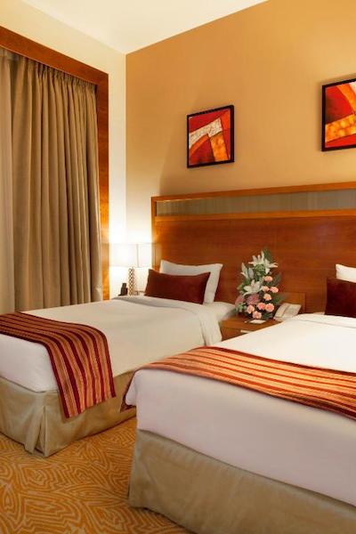 لندمارک گرند دیره