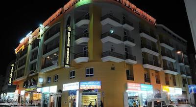 گلدن اسکوئر سوئیت