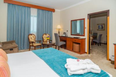 د پارک هتل دوبی