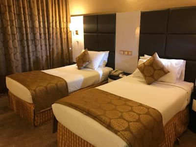 د پارک هتل دوبی