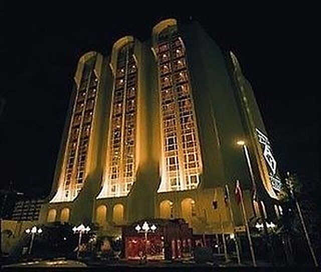 ال خلیج پالاس
