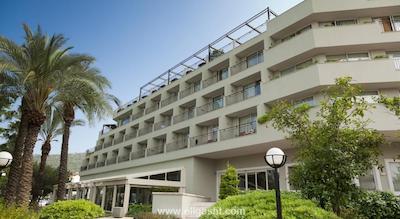 کویینز پارک تورکیز تالسو اند اسپا