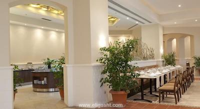 کویینز پارک تورکیز تالسو اند اسپا