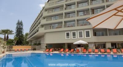 کویینز پارک تورکیز تالسو اند اسپا