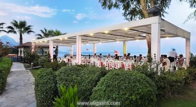 الکوکلر کمر هتل اکس ماکسیم ریزورت