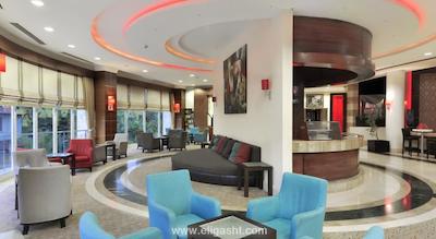 الکوکلر کمر هتل اکس ماکسیم ریزورت