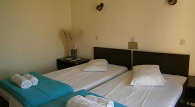 سپرتا تیم هتل