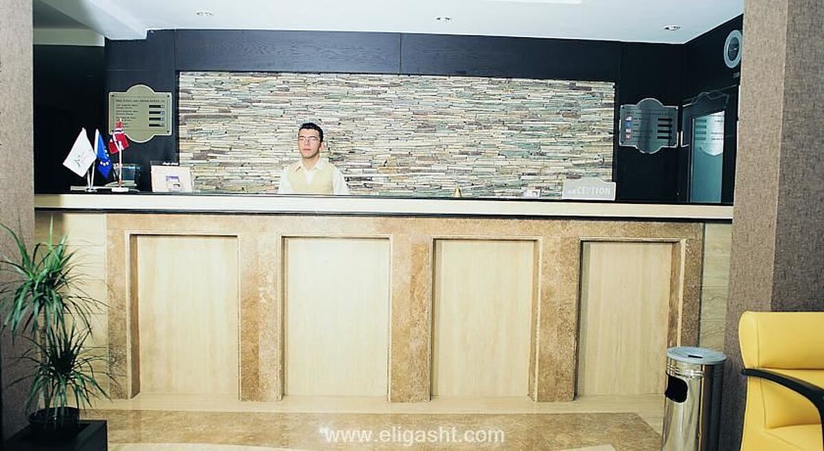 هیمایرس لایف هتل