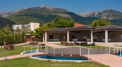 اچرنیس کوللری هتل سویتس