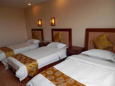 چاینیز کالچر هالیدی هتل-نانلوگوشیانگ