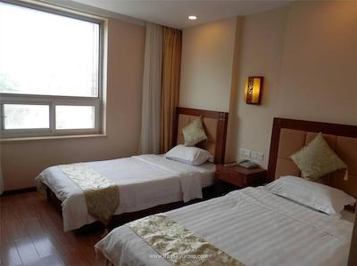 چاینیز کالچر هالیدی هتل-نانلوگوشیانگ