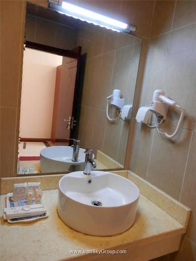 چاینیز کالچر هالیدی هتل-نانلوگوشیانگ