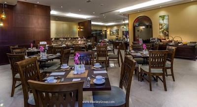 هتل آپارتمان فرست سنترال