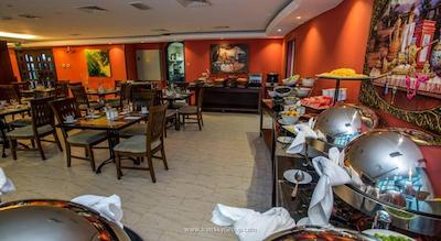 هتل آپارتمان فرست سنترال