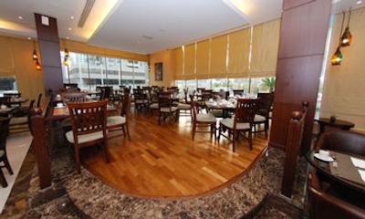 هتل آپارتمان فرست سنترال