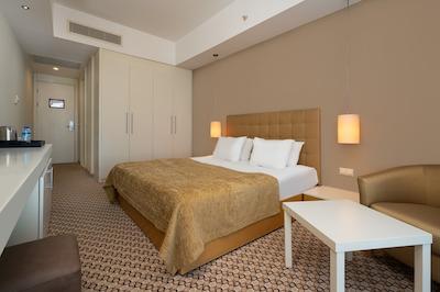 کریستال سنترو