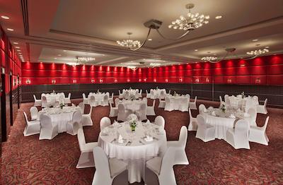 رامادا پلازا بای ویندهام دبی، دیرا