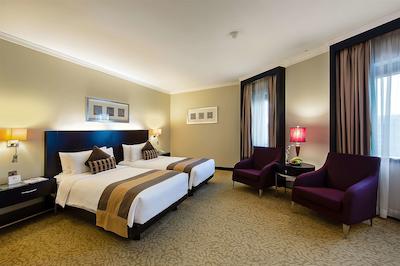 رامادا پلازا بای ویندهام دبی، دیرا