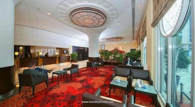 رامادا پلازا بای ویندهام دبی، دیرا