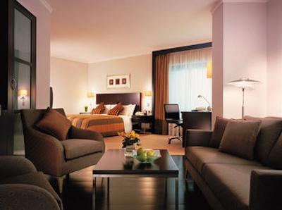 رامادا پلازا بای ویندهام دبی، دیرا