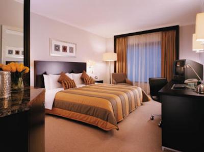 رامادا پلازا بای ویندهام دبی، دیرا