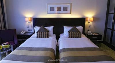 رامادا پلازا بای ویندهام دبی، دیرا