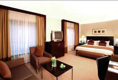 رامادا پلازا بای ویندهام دبی، دیرا