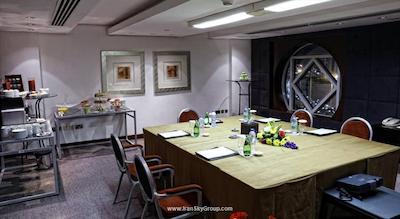 رامادا پلازا بای ویندهام دبی، دیرا