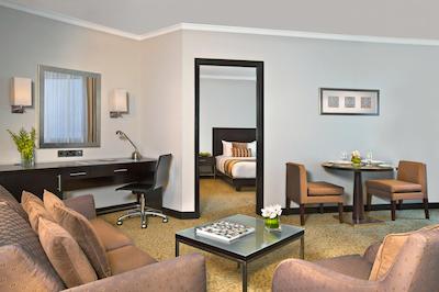 رامادا پلازا بای ویندهام دبی، دیرا