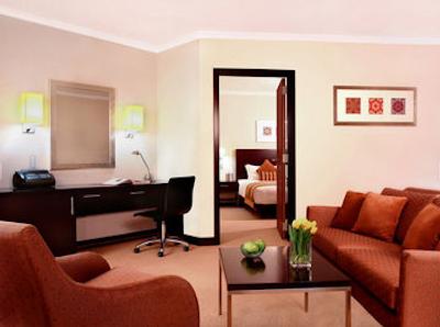 رامادا پلازا بای ویندهام دبی، دیرا