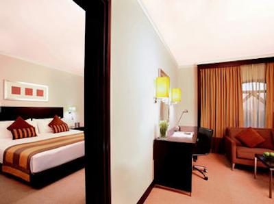 رامادا پلازا بای ویندهام دبی، دیرا