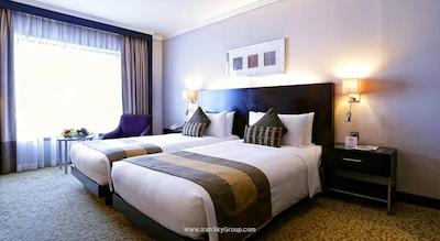 رامادا پلازا بای ویندهام دبی، دیرا