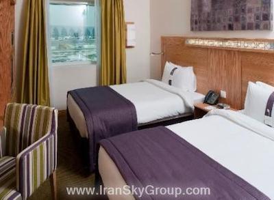 هالیدی این اکسپرس دبی ایرپورت