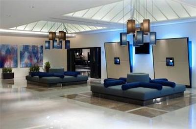 هالیدی این اکسپرس دبی ایرپورت