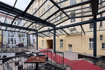 سیتی هتل برلین میتته