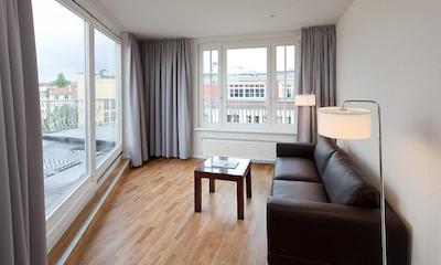 سیتی هتل برلین میتته