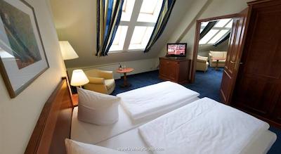 سیتی هتل برلین میتته