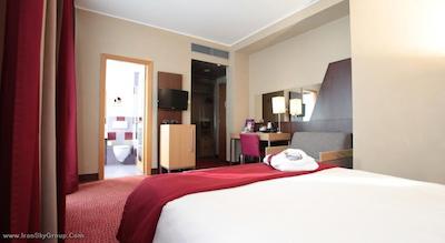 مرکور رما پیازا بولونیا