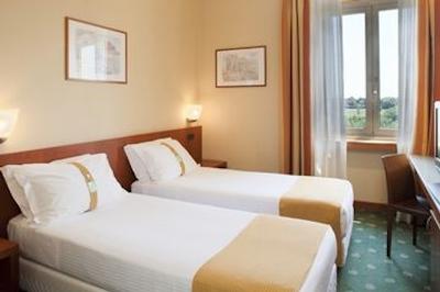 هالیدی این رم اورلیا