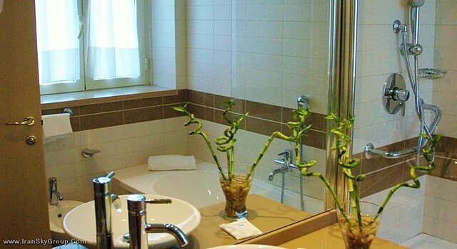 هالیدی این رم اورلیا