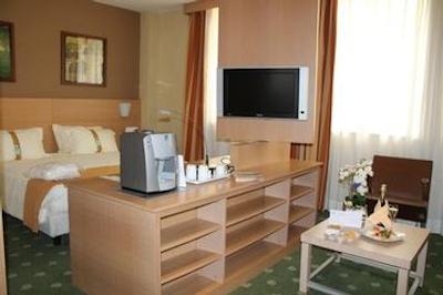 هالیدی این رم اورلیا