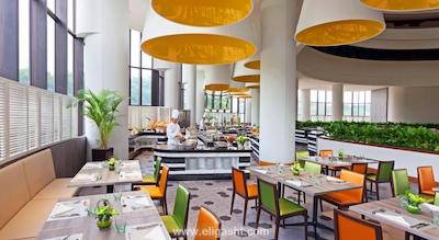 هالیدی این آتریوم