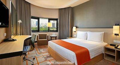 هالیدی این آتریوم