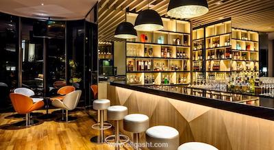 هالیدی این آتریوم